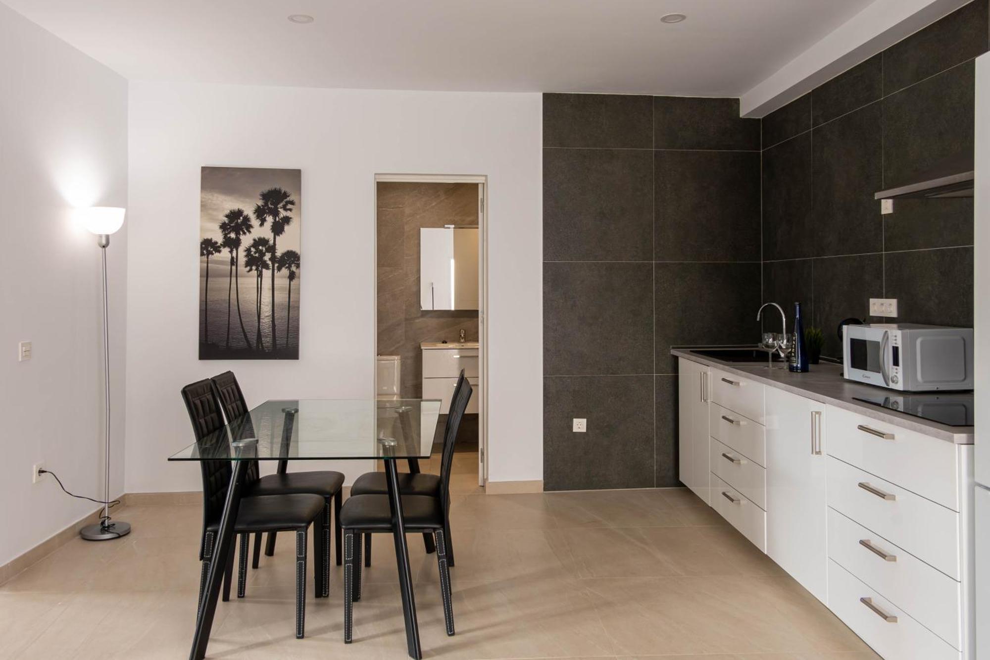 Kiposhi Beach Apartments Punta Mujeres อาริอา ภายนอก รูปภาพ